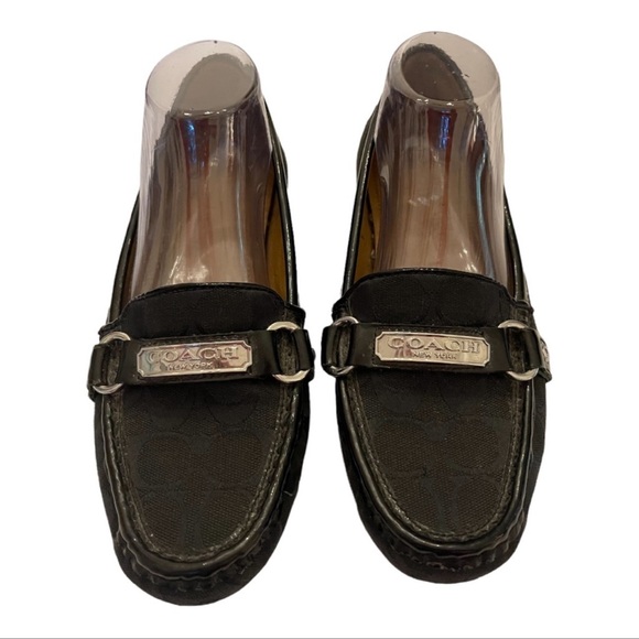 Coach Felicia women’s black flat signature jacquard loafers with silver ID logo. - Picture 2 of 9